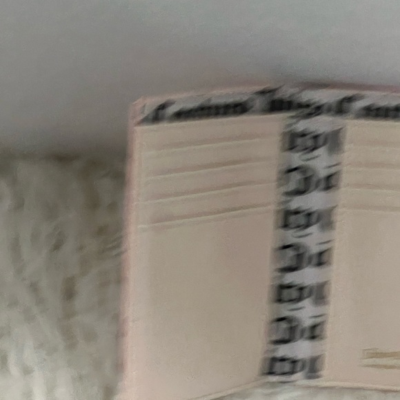 Juicy Couture Wallet - Picture 5 of 7